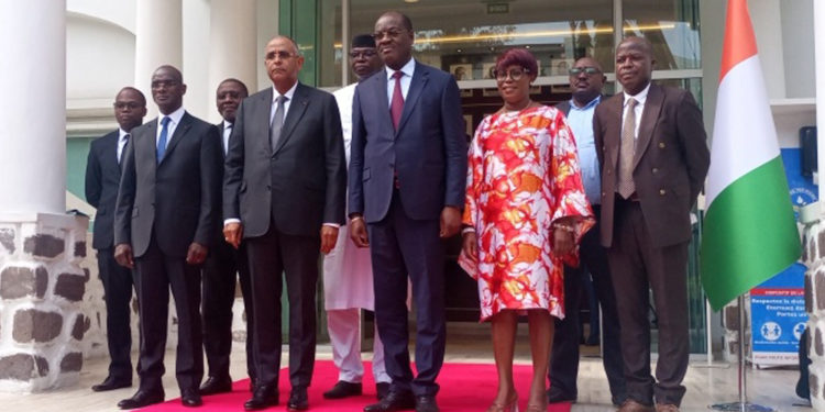 Une mission de la CEDEAO à la Primature pour présenter le CRESMAO