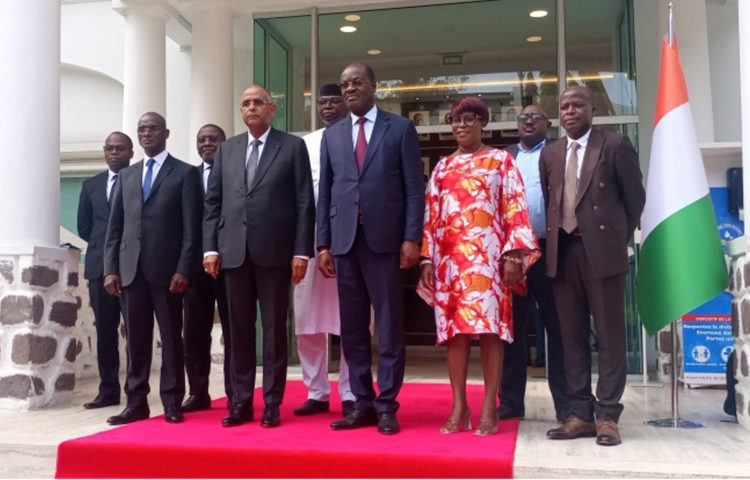 Une mission de la CEDEAO à la Primature pour présenter le CRESMAO