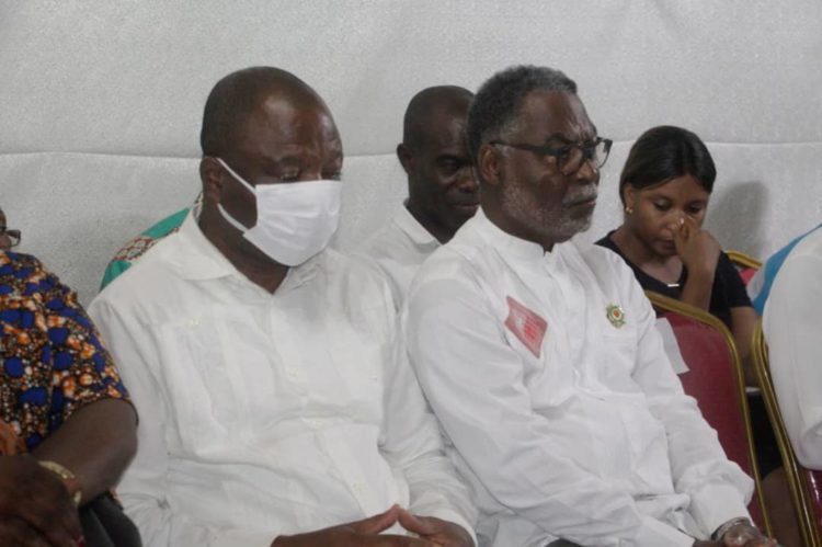 Décès de sa sœur aînée : Fleur Aké M&rsquo;Bo reçoit les condoléances du PPA-CI