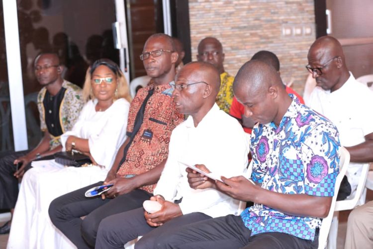 Équipement du PPA-CI : la Commission communication et organisation des manifestations reçoit du matériel