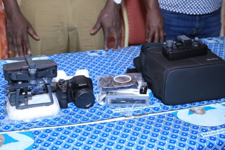 Équipement du PPA-CI : la Commission communication et organisation des manifestations reçoit du matériel