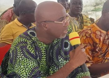 Municipales 2023 à Cocody: les populations de Npouto demandent à Etienne Mponon d&rsquo;être candidat