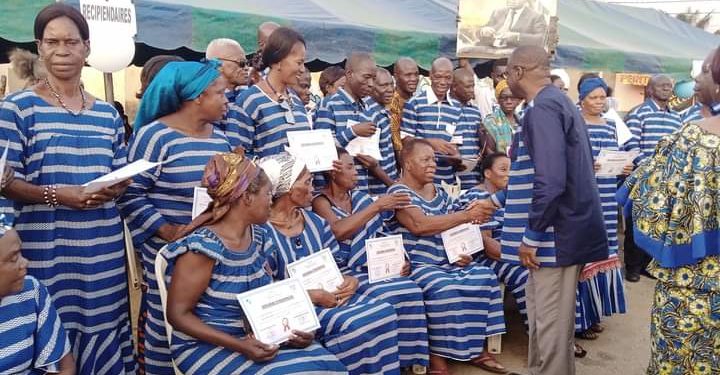 𝗟éon Emmanuel Monnet : « 𝙑𝙤𝙪𝙨 𝙙𝙚𝙫𝙚𝙯 𝙘𝙤𝙢𝙗𝙖𝙩𝙩𝙧𝙚 𝙥𝙤𝙪𝙧 𝙡𝙚 𝙧𝙚𝙩𝙤𝙪𝙧 𝙙𝙪 𝙋𝙧é𝙨𝙞𝙙𝙚𝙣𝙩 𝙇𝙖𝙪𝙧𝙚𝙣𝙩 𝙂𝙗𝙖𝙜𝙗𝙤 𝙖𝙪 𝙥𝙤𝙪𝙫𝙤𝙞𝙧 𝙚𝙣 𝟮𝟬𝟮𝟱 »