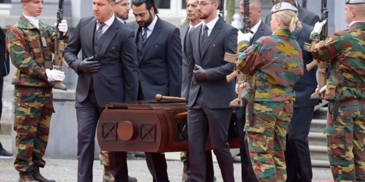 La Belgique rend les honneurs à une dent de Patrice Lumumba