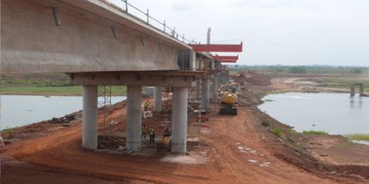 Le Premier ministre sur les chantiers de l’autoroute de Dabou et du 4ème pont, vendredi