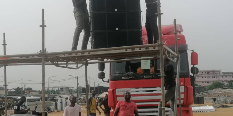 Fête de la Renaissance : la Place de Ficgayo se rend belle