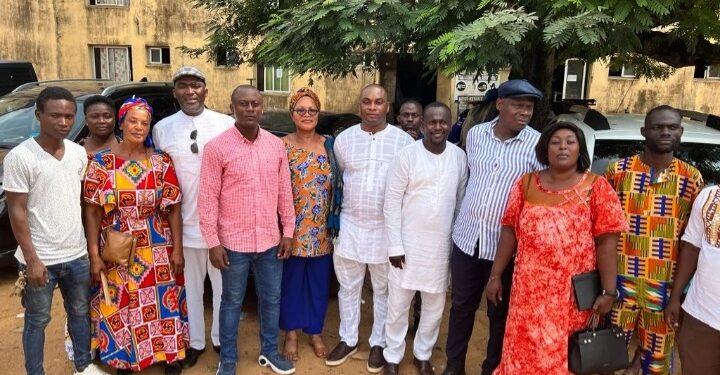 Le PPA-CI rend visite aux militants arrêtés et détenus à la Maca