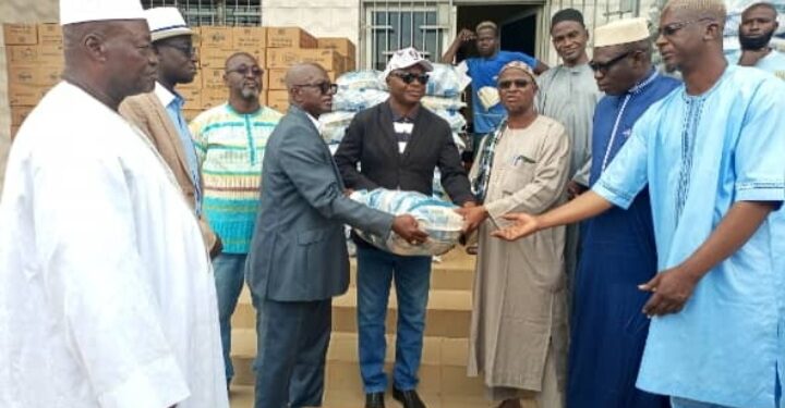 GBÊKÊ /Ramadan : Jacques Assahoré Konan remet 50 tonnes de don en vivres aux musulmans au nom d&rsquo;ADO