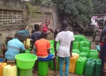 Pénurie d&rsquo;eau à Abidjan : Yopougon-Gesco, une communauté en souffrance
