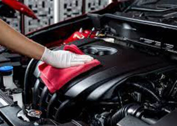 Sécurité routière/Laver le moteur de votre véhicule : Importance et risques à connaître