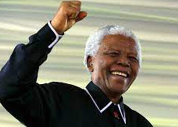 Le sourire : une arme puissante pour apaiser les tensions et ouvrir des portes