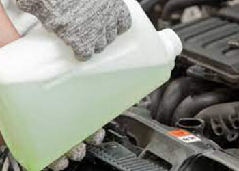 Sécurité routière/Le mystère de la fuite de liquide de refroidissement : Causes et solutions »