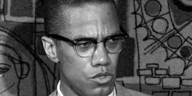 Livre/Découvrez la vie et l&rsquo;héritage de Malcolm X à travers son récit personnel