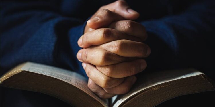Dimanche de Dieu/Les Dangers de souhaiter le mal à autrui dans une prière : Une réflexion biblique