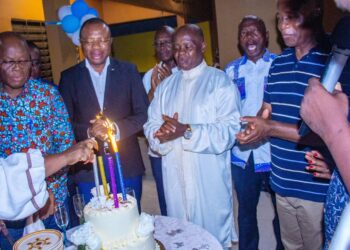 Côte d’Ivoire : Hubert Oulaye, le « guerrier » souffle ses 70 bougies (les images)