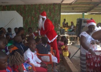 Côte d&rsquo;Ivoire/Noël à Facobly : Le festival Badjouhonan donne le sourire à 100 enfants de Tiény-Séably