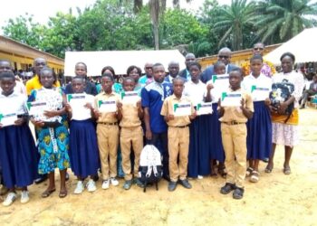 Alépé/Journée d’excellence et du mérite: Le lycée moderne célèbre ses meilleurs élèves