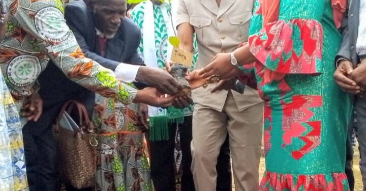 Alépé: Des agriculteurs exposent leurs difficultés et adressent une doléance au chef de l’État