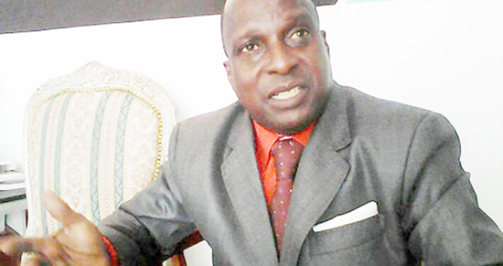 Faustin Kouamé invite l’Afrique à se libérer de la dépendance étrangère et à combattre ses pilleurs internes