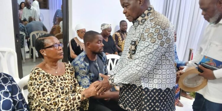 Solidarité du PPA-CI : Hubert Oulaye et son cabinet soutiennent Dr OUAGA après le rappel à Dieu de son père