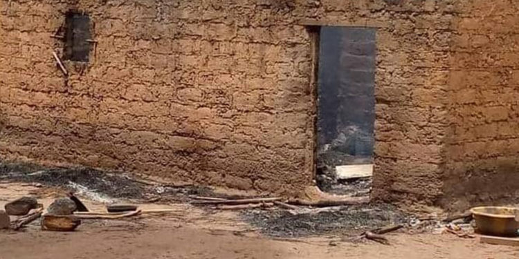 Côte d&rsquo;Ivoire : Des cases calcinées, des réfugiés et des arrestations à Fononkaha suite au meurtre d’un adolescent