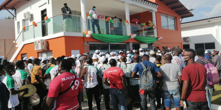 Deuil : le journaliste Francis Domo décédé (Communiqué du FSDP)