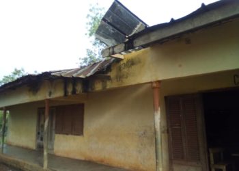 Alépé : des salles de classe d&rsquo;un centre d&rsquo;examen décoiffées