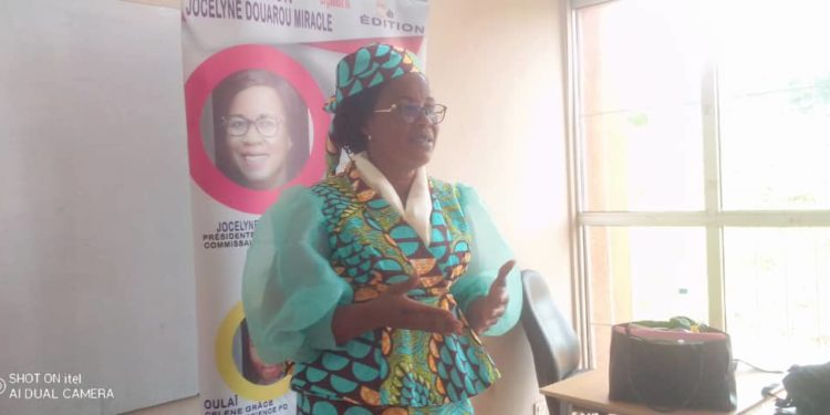 Tonkpi: La fondation Jocelyne Douarou Miracle sensibilise les élèves  à l&rsquo;effort scolaire