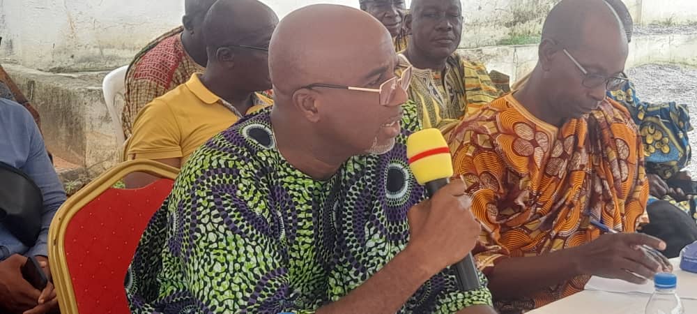 Municipales 2023 à Cocody: les populations de Npouto demandent à Etienne Mponon d&rsquo;être candidat