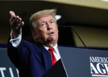 «Donald Trump essaie de prendre les devants» en annonçant très tôt sa candidature pour 2024