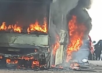 Visite de Gbagbo dans la Mé: les vandales du RHDP brûlent un car, blessent… le PPA-CI hausse le ton