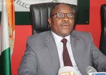 Scandale électoral en Côte d&rsquo;Ivoire : Des centenaires appelés à voter par la CEI de Coulibaly Kuibiert