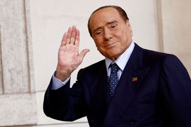 Silvio Berlusconi, l’homme qui a marqué l’Italie, tire sa révérence