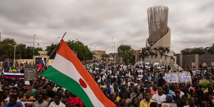 Coup d&rsquo;Etat au Niger : la CEDEAO mesure les risques de la guerre et opte pour la diplomatie