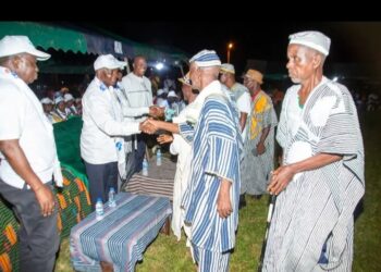 Régionales du 2 septembre : Hubert Oulaye accueilli comme le flambeau du Cavally