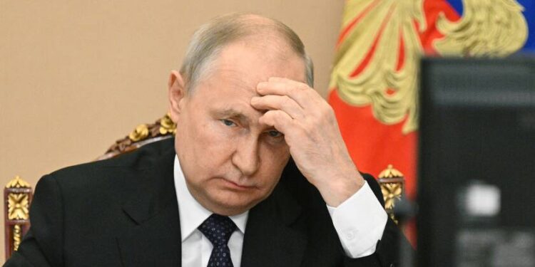 Attaque ukrainienne en Crimée : Ce qu’on attend de Poutine, ce ne sont pas des larmes présidentielles