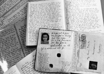 Livre/ « Le Journal d&rsquo;Anne Frank »: Témoignage poignant d&rsquo;une vie cachée pendant l&rsquo;Holocauste