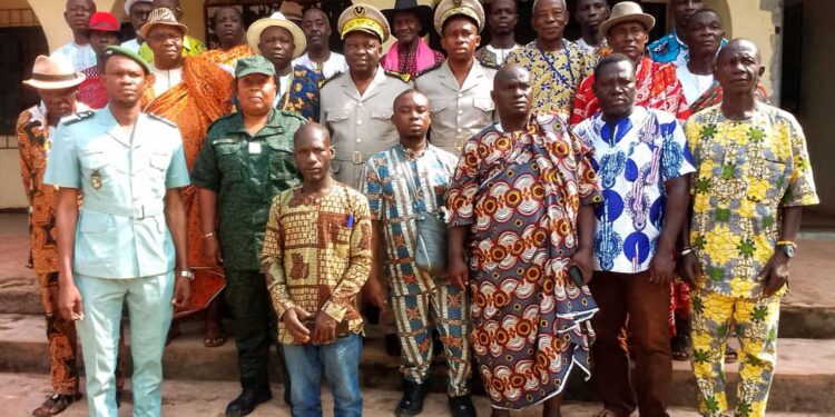 Alépé/Le sous-préfet forme les chefs de village sur leurs missions, attributions, responsabilités et qualités