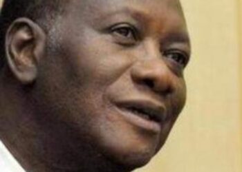 DU TAC AU TAC : Grand Cousin, tu vois les gens qui volent les projets des gens ?