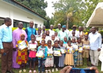 Bouaké : Le ministre Sidi Touré soutient les familles défavorisées pour la rentrée scolaire