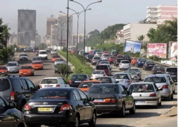 Abidjan asphyxiée : récit d’un calvaire urbain aux allures de labyrinthe infernal (Germain Séhoué)