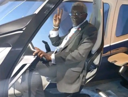 Depuis Osaka, SEM Victor Ouloupohi salue l’essor des taxis-volants à l’Expo 2025