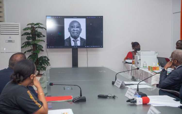Présidentielle 2025 : Laurent Gbagbo dépose sa candidature à la CEI