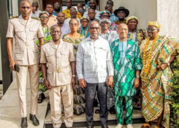 ALÉPÉ : Les chefs du département reconnaissant au ministre Pierre Dimba