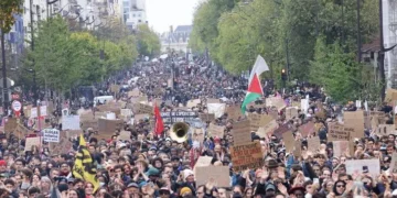 France : La jeunesse dans la rue, l&rsquo;exécutif sous pression après la journée de mobilisation du 24 octobre